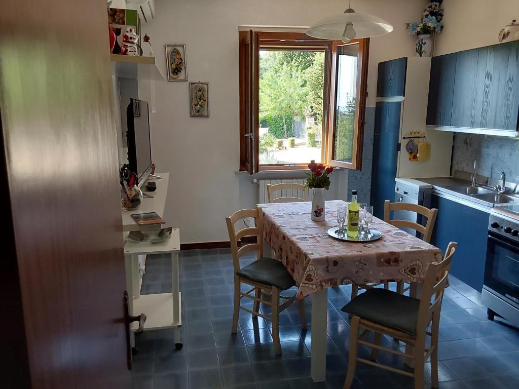 Cucina e zona pranzo